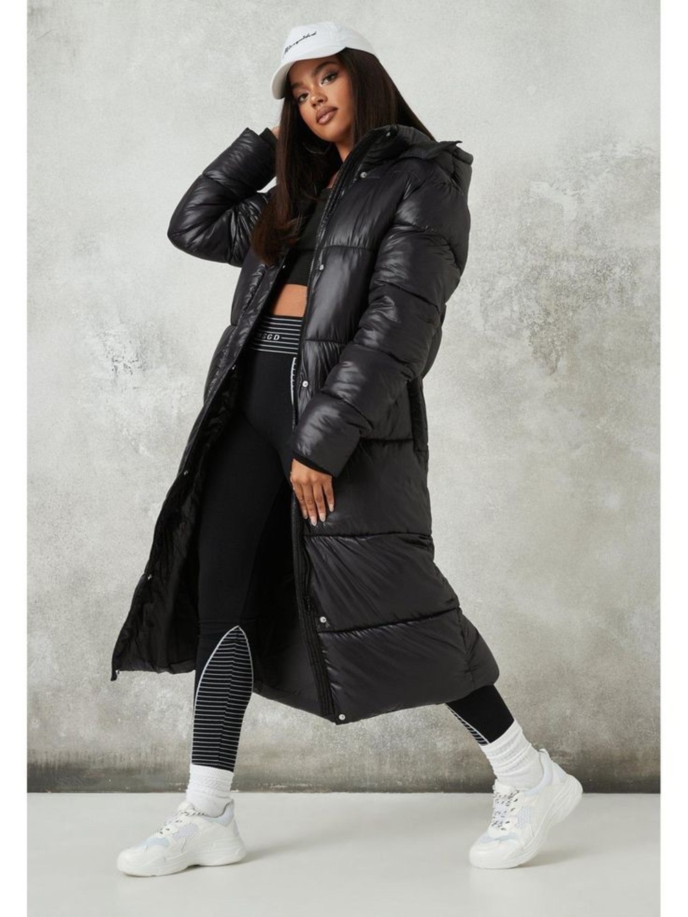 Missguided Long Black Hooded Puffer Coat - Picture 2 of 10